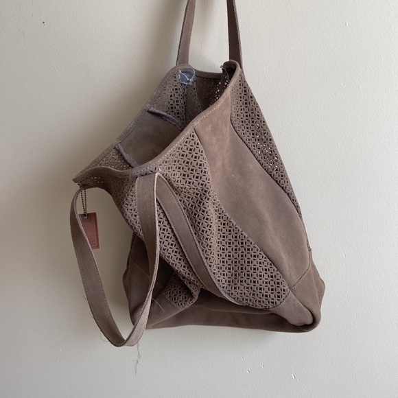GAP EDITION taupe netted suede leather tote bags - Picture 6 of 8